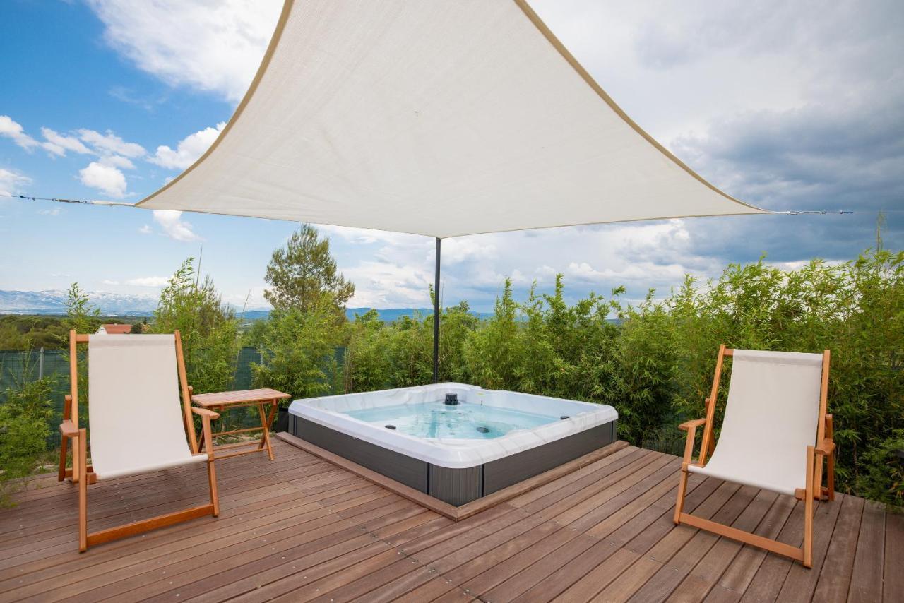 Villa Ena With Pool & Jacuzzi Donji Kasic Exteriör bild
